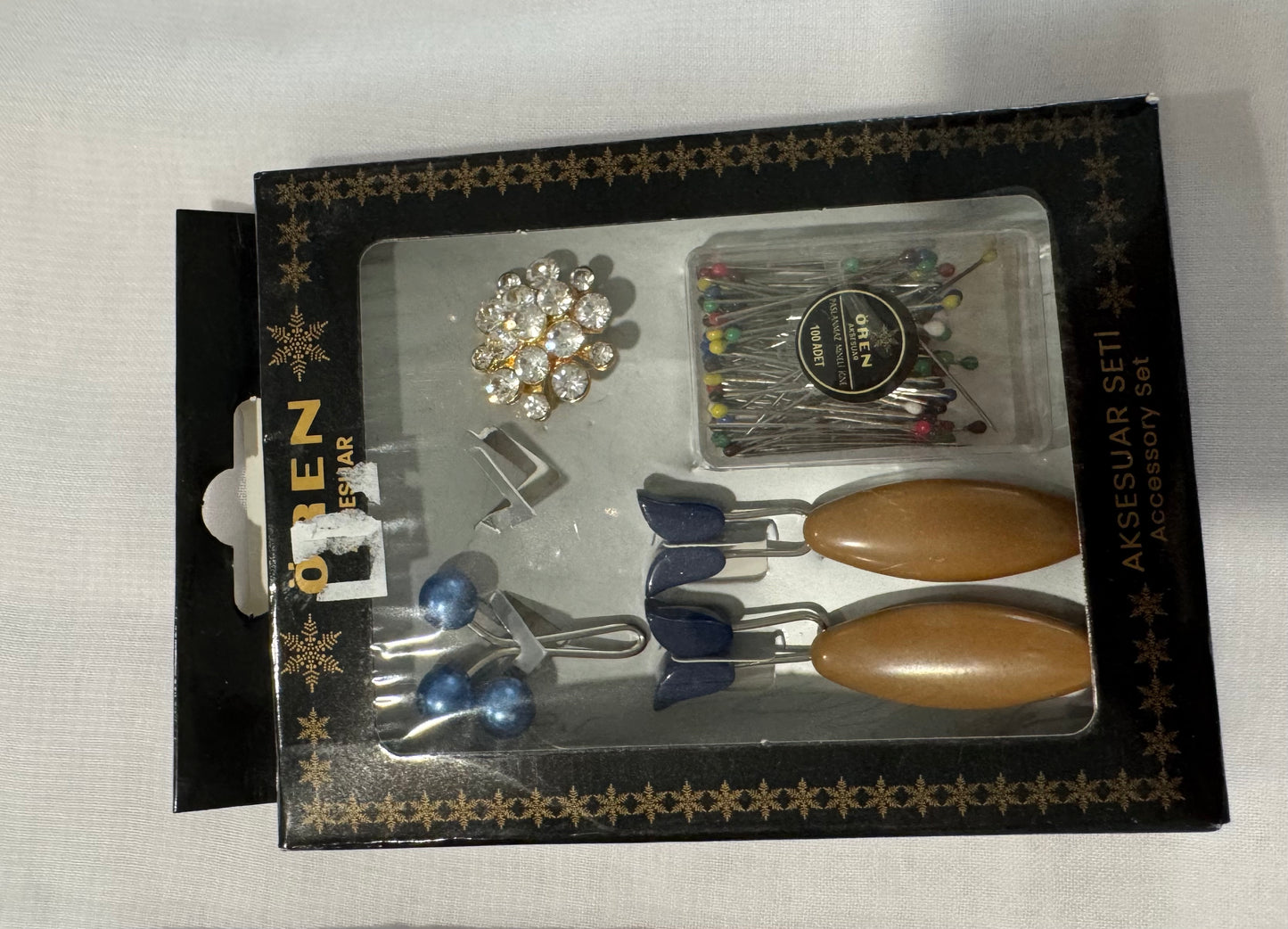 Pin Set