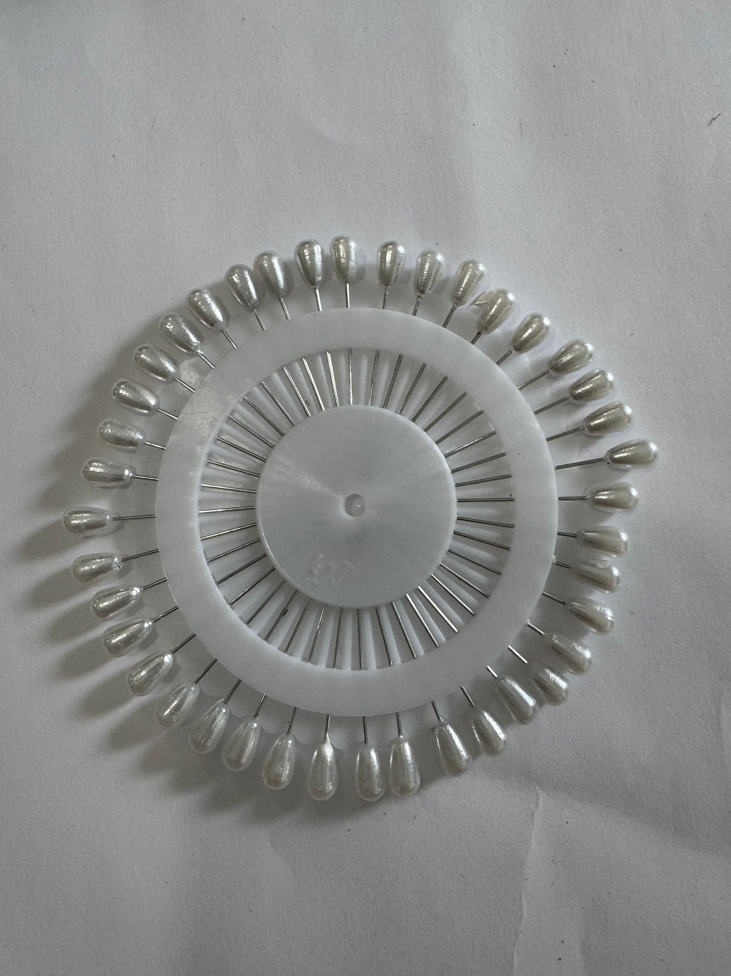 Multicolor and white Pearl Head Hijab Pin Wheel – 40 Pcs