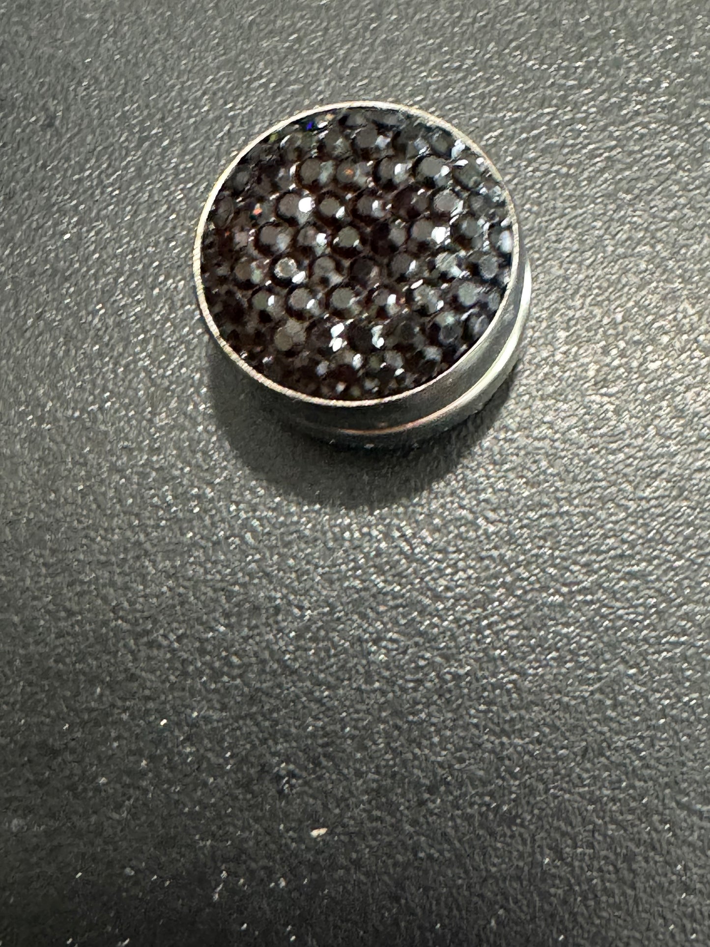 Turkish Round Magnet Medium Pin