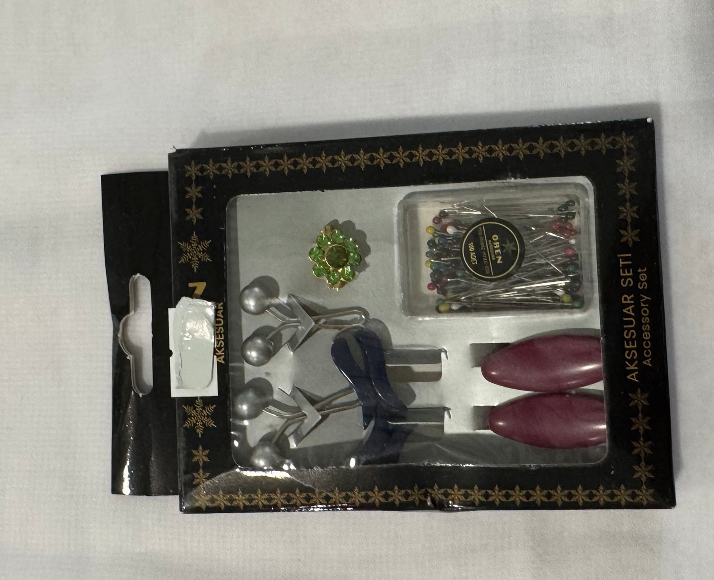 Pin Set