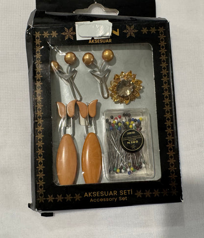 Pin Set