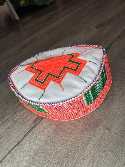 Pouto Hat type 1
