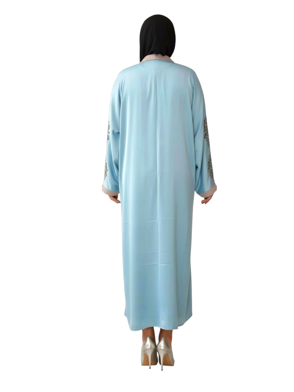 two pieces with brooder